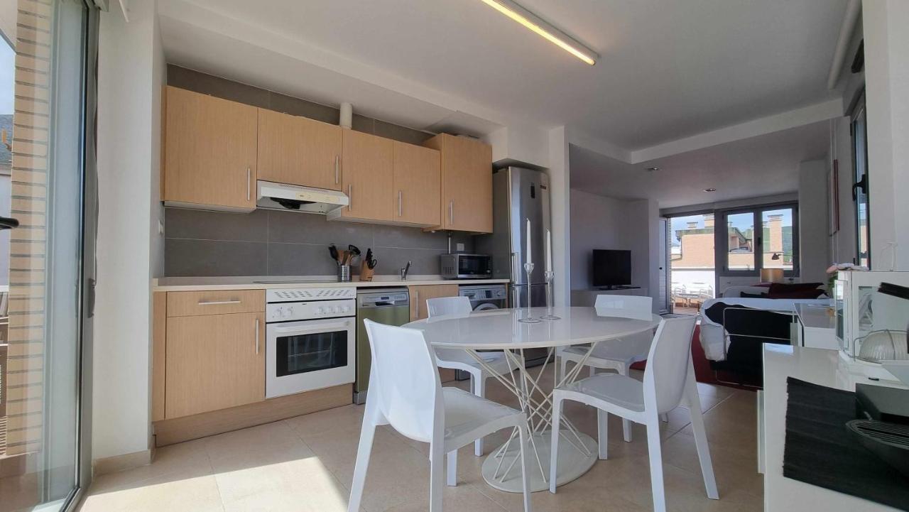 Apartamento El Atico De Anat Posada De Llanes Kültér fotó